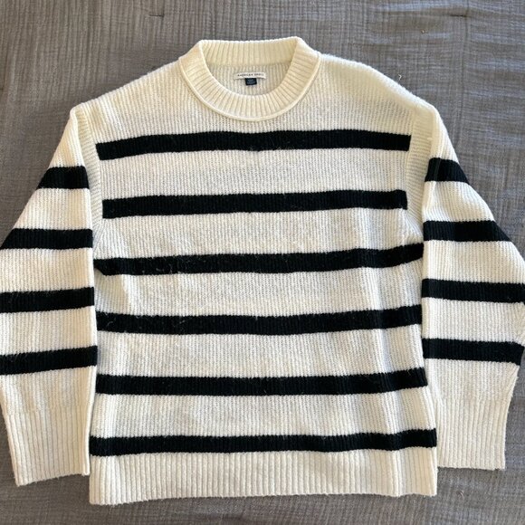 AE Whoa So Soft Crewneck Sweater - Picture 5 of 5